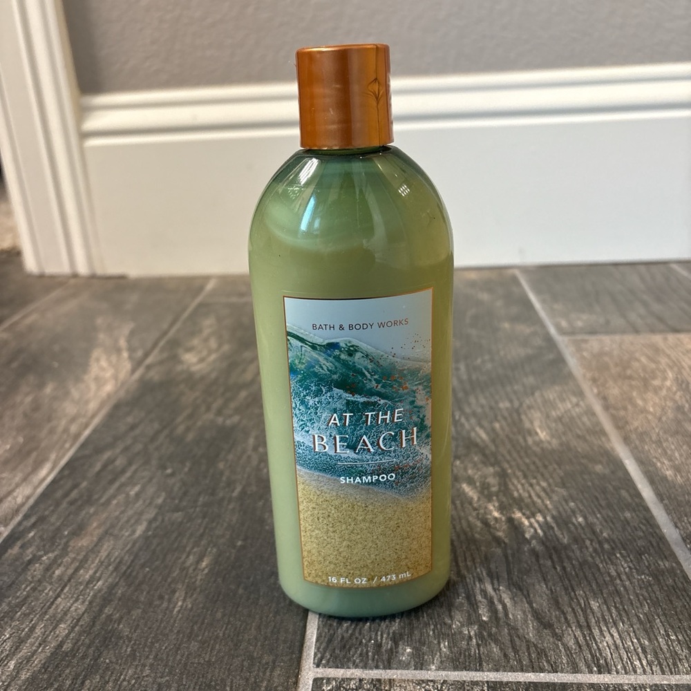 NWT- Bath & Body Works At The Beach Shampoo